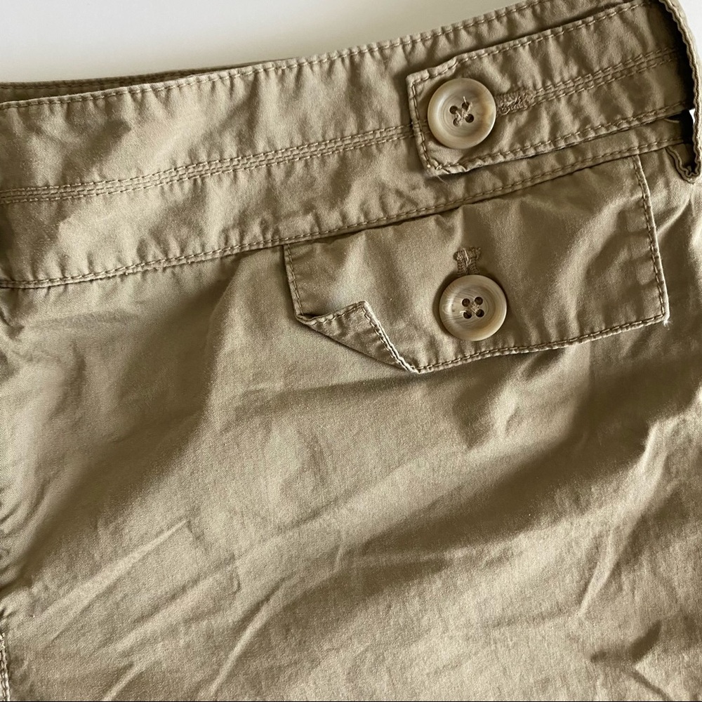 ANN TAYLOR LOFT Womens Khaki Casual Shorts, Size 10 - Picture 3 of 5